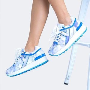 YRU Cloud Tune Sneakers